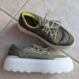 UGG marin mega lace sneakers platform 9